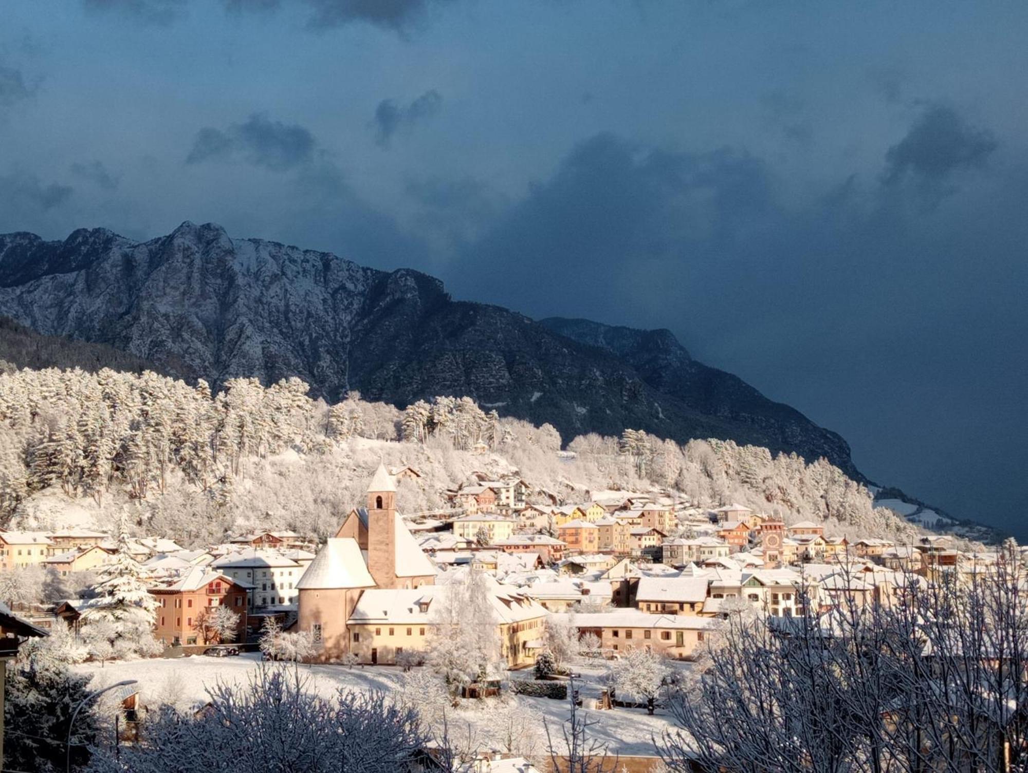 Apartament Casa Beba - Agenzia Dolomiti Affitti Cavalese Zewnętrze zdjęcie